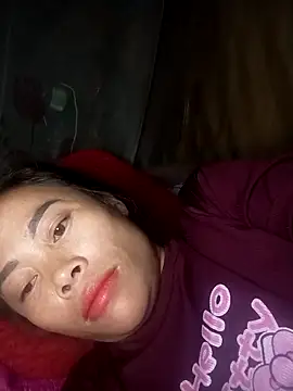 CoMay003 online show from November 2025 08:10:01 PM