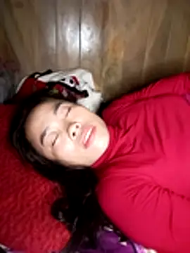 CoMay003 online show from November 2025 11:47:01 PM