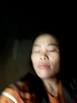 CoMay003 online show from December 2025 08:47:02 PM