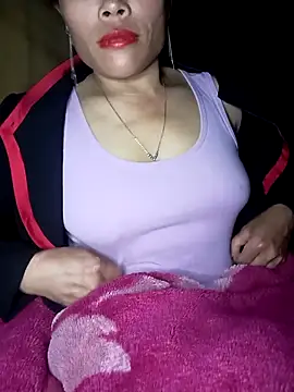 CoMay003 online show from December 2025 01:29:01 PM