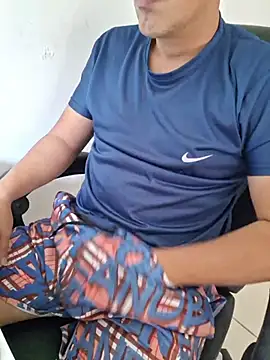 Carloskasado online show from September 2025 11:44:02 AM