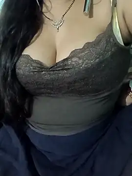 Snapshot of Anjali-bhabhi chatting on April 2026 01:41:01 PM Anjali-bhabhi online show from April 2026 01:41:01 PM