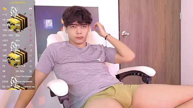 an drew18 online show from January 2026 01:04:01 PM