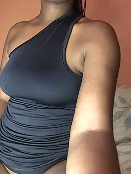 Snapshot of ffinegirl chatting on November 2025 07:04:02 PM ffinegirl online show from November 2025 07:04:02 PM