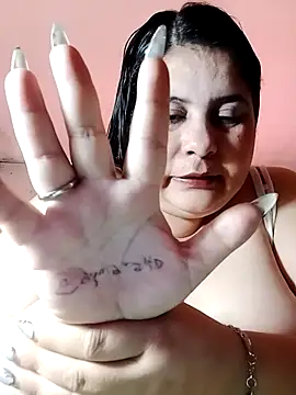 Snapshot of Ayma1983 chatting on November 2025 11:10:01 AM Ayma1983 online show from November 2025 11:10:01 AM