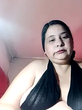 Snapshot of Ayma1983 chatting on November 2025 11:42:01 AM Ayma1983 online show from November 2025 11:42:01 AM