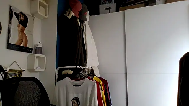 Snapshot of bigcockjohnxxxxx chatting on September 2025 11:37:02 AM bigcockjohnxxxxx online show from September 2025 11:37:02 AM