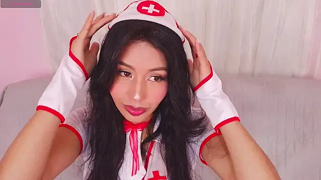Miss Charlottet online show from May 2026 04:56:02 PM