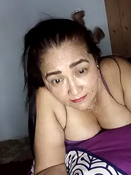 linda luna29 online show from September 2025 01:51:02 AM