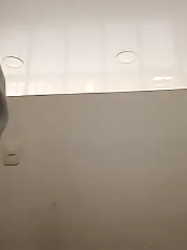 linda luna29 online show from November 2025 04:58:02 PM