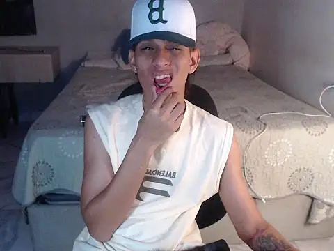 Snapshot of sung_yol chatting on September 2025 05:52:02 AM sung yol online show from September 2025 05:52:02 AM