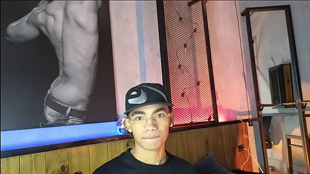 AlanCutee online show from March 2026 12:21:01 PM