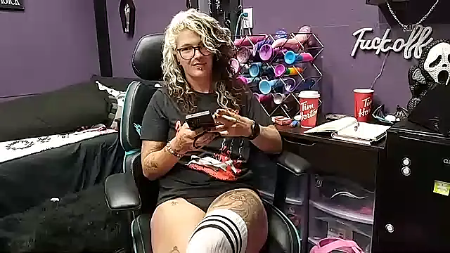 oddywithabody online show from September 2025 08:13:02 AM