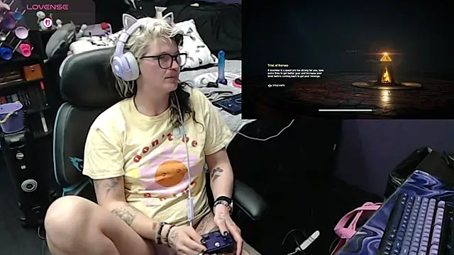 Snapshot of oddywithabody chatting on March 2026 06:28:02 AM oddywithabody online show from March 2026 06:28:02 AM