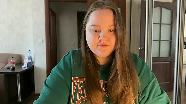 Alice898 online show from April 2026 09:15:01 AM