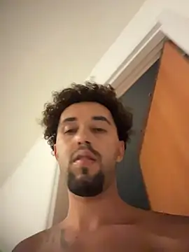 Fumoice online show from February 2026 03:17:01 AM