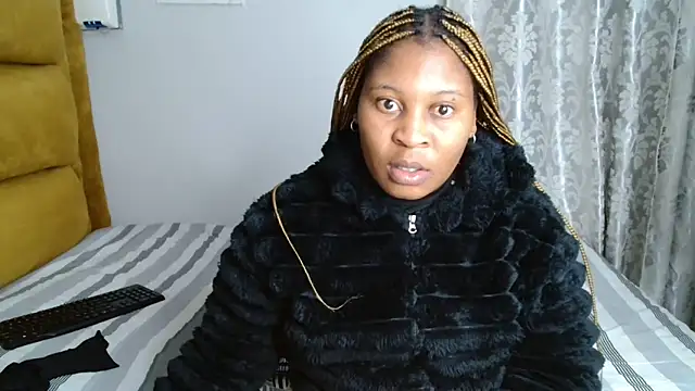 Snapshot of SexxyAddiict chatting on May 2026 06:05:01 PM SexxyAddiict online show from May 2026 06:05:01 PM