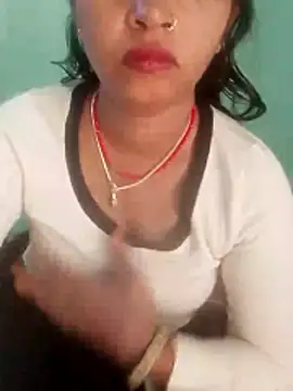 Snapshot of Chandrakanta-Devi chatting on November 2025 07:52:02 AM Chandrakanta-Devi online show from November 2025 07:52:02 AM