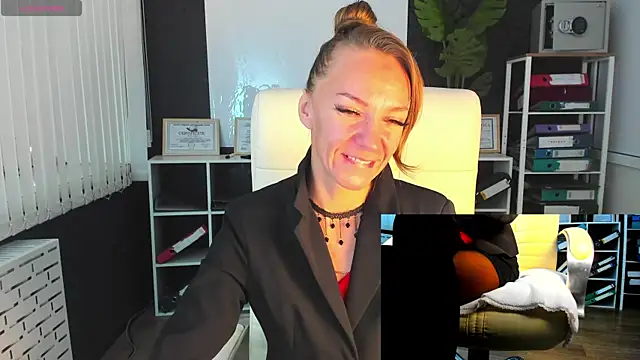 Snapshot of Jesica_mooon chatting on September 2025 01:27:02 AM Jesica mooon online show from September 2025 01:27:02 AM