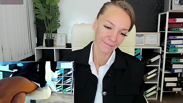 Snapshot of Jesica_mooon chatting on September 2025 01:29:02 AM Jesica mooon online show from September 2025 01:29:02 AM