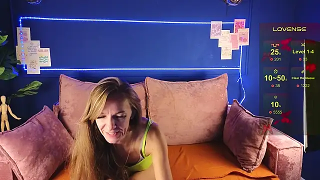 Snapshot of Jesica_mooon chatting on September 2025 01:39:02 AM Jesica mooon online show from September 2025 01:39:02 AM