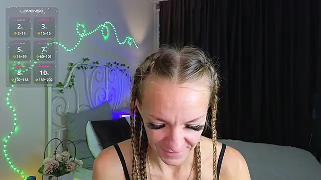 Snapshot of Jesica_mooon chatting on October 2025 01:28:01 AM Jesica mooon online show from October 2025 01:28:01 AM