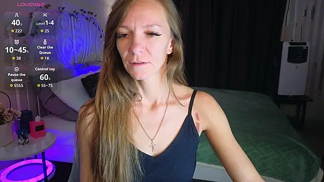 Snapshot of Jesica_mooon chatting on November 2025 01:25:02 AM Jesica mooon online show from November 2025 01:25:02 AM