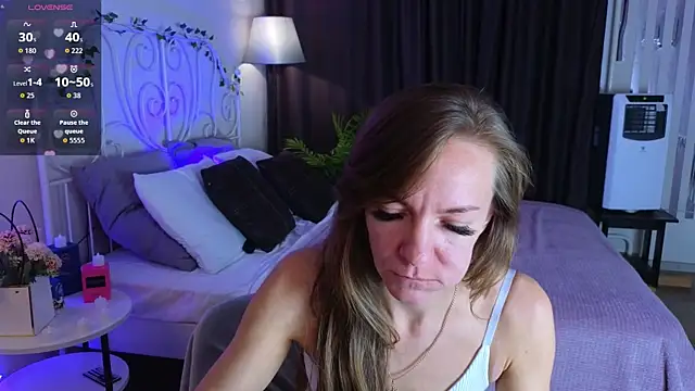 Snapshot of Jesica_mooon chatting on November 2025 01:29:01 AM Jesica mooon online show from November 2025 01:29:01 AM