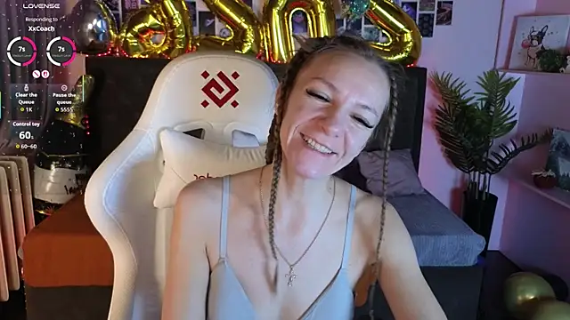 Snapshot of Jesica_mooon chatting on December 2025 01:34:02 AM Jesica mooon online show from December 2025 01:34:02 AM