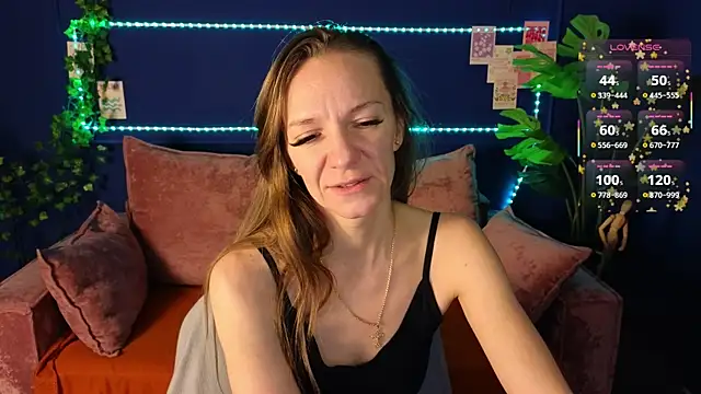 Snapshot of Jesica_mooon chatting on January 2026 01:43:02 AM Jesica mooon online show from January 2026 01:43:02 AM