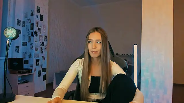 yourrdanceteacher online show from December 2025 07:22:01 PM