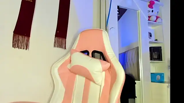 Candy violetta  online show from September 2025 04:40:01 PM