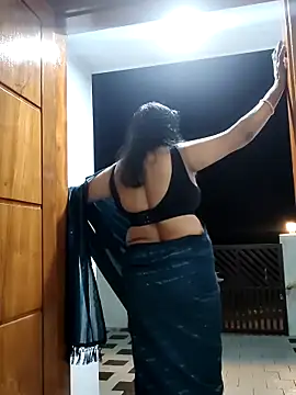 mallu-lover online show from March 2026 03:18:01 PM