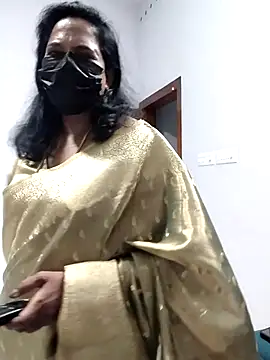 Snapshot of mallu-lover chatting on May 2026 05:29:01 PM mallu-lover online show from May 2026 05:29:01 PM