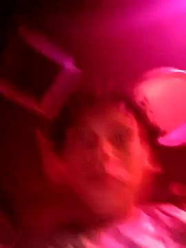 Snapshot of FunJade chatting on October 2025 02:00:01 AM FunJade online show from October 2025 02:00:01 AM