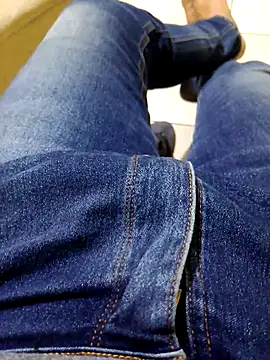 JoaoPedro17cm online show from October 2025 01:41:02 PM
