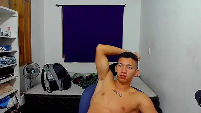 JuanchiT66 online show from October 2025 06:24:01 AM