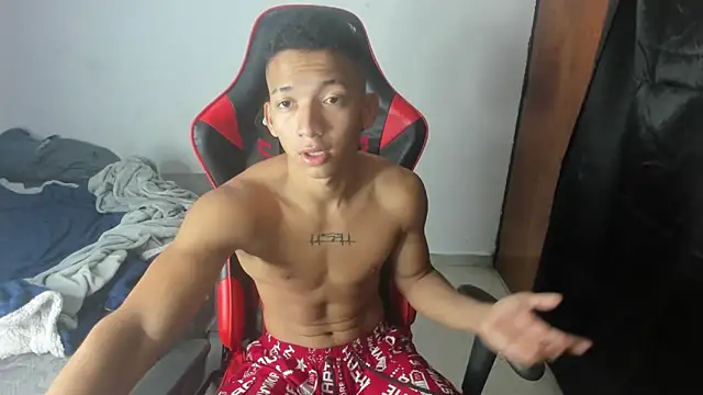 JuanchiT66 online show from April 2026 02:14:02 PM