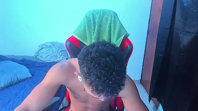 JuanchiT66 online show from April 2026 02:18:02 PM