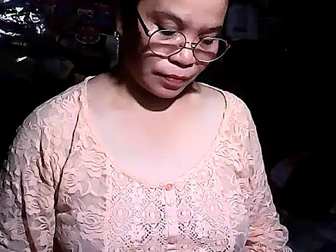 Adeline05 online show from December 2025 09:18:01 AM