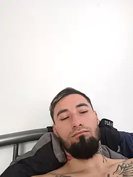 Snapshot of Negrila25 chatting on March 2026 10:10:02 AM Negrila25 online show from March 2026 10:10:02 AM