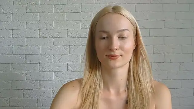 Snapshot of Alice_Sweet_01 chatting on July 2026 11:17:01 AM Alice Sweet 01 online show from July 2026 11:17:01 AM