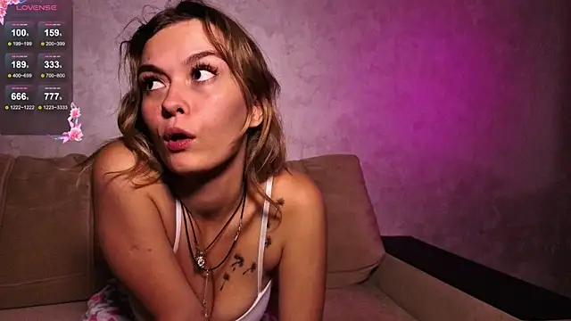 Snapshot of DemonaCast chatting on September 2025 09:04:02 PM DemonaCast online show from September 2025 09:04:02 PM