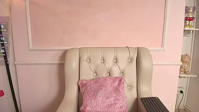 Ginevra esposito online show from November 2025 01:11:01 PM