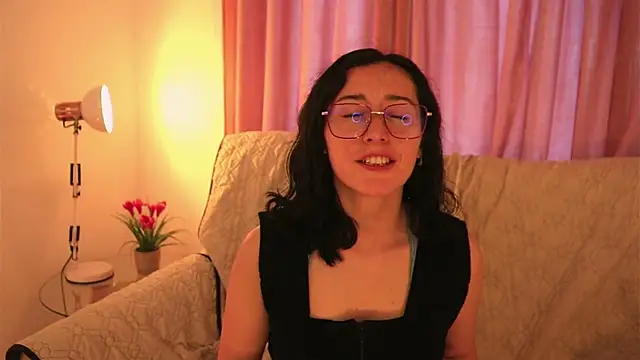 Snapshot of Ginevra_esposito chatting on June 2026 01:13:01 PM Ginevra esposito online show from June 2026 01:13:01 PM