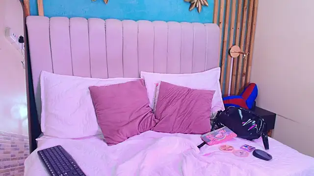 Dan Copers online show from April 2026 06:45:01 PM