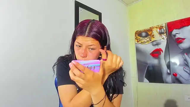 Raven Rouge  online show from November 2025 04:45:02 AM