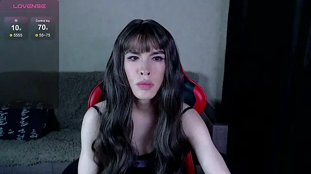 Snapshot of OliviaBoyd chatting on October 2025 09:04:02 AM OliviaBoyd online show from October 2025 09:04:02 AM