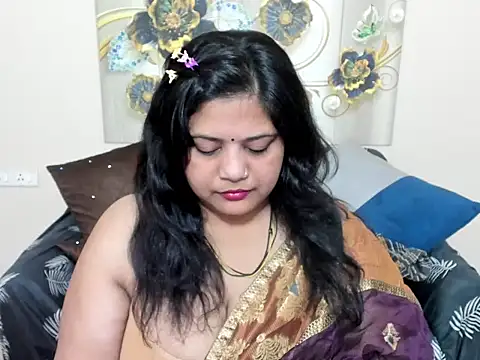 Snapshot of misssoniya3 chatting on June 2026 04:01:02 AM misssoniya3 online show from June 2026 04:01:02 AM