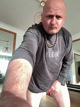 Attila120 online show from June 2026 05:28:02 AM